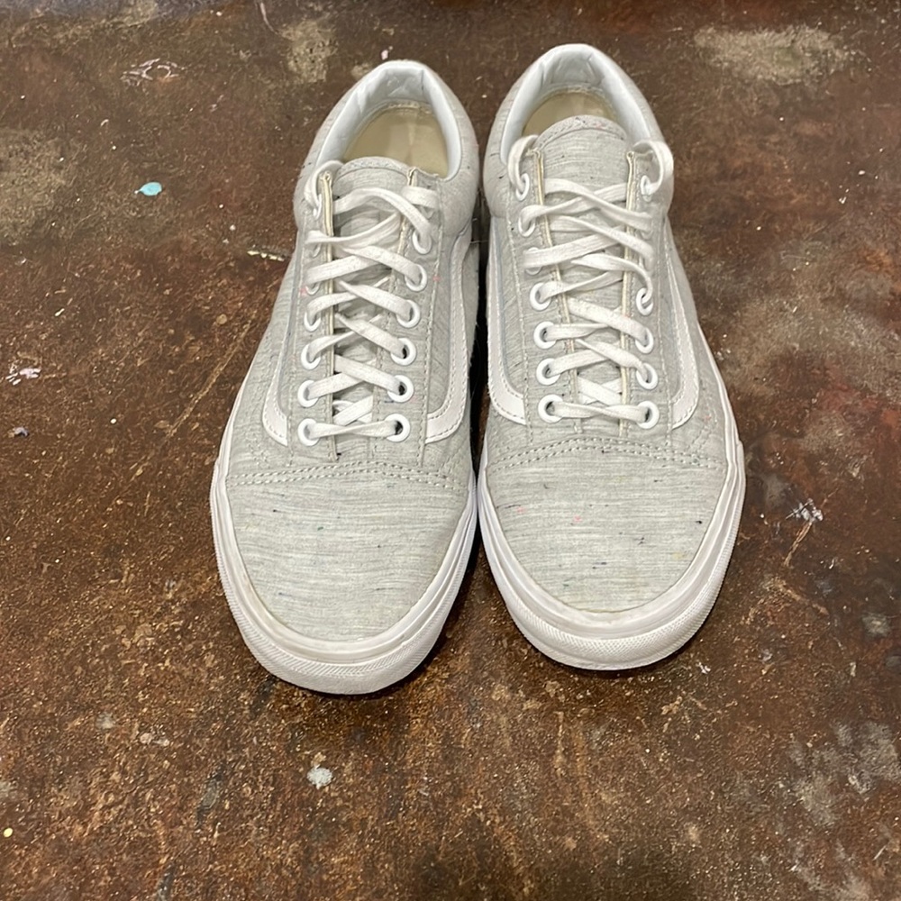 Brand new vans worn once women’s 8 true to size